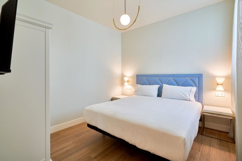 Tandem Palacio Veedor de Galeras Suites, Cádiz, Испания