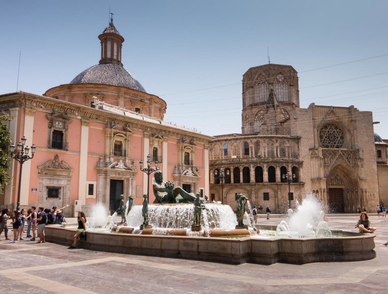 Mon Suites San Martin, Valencia, Spain