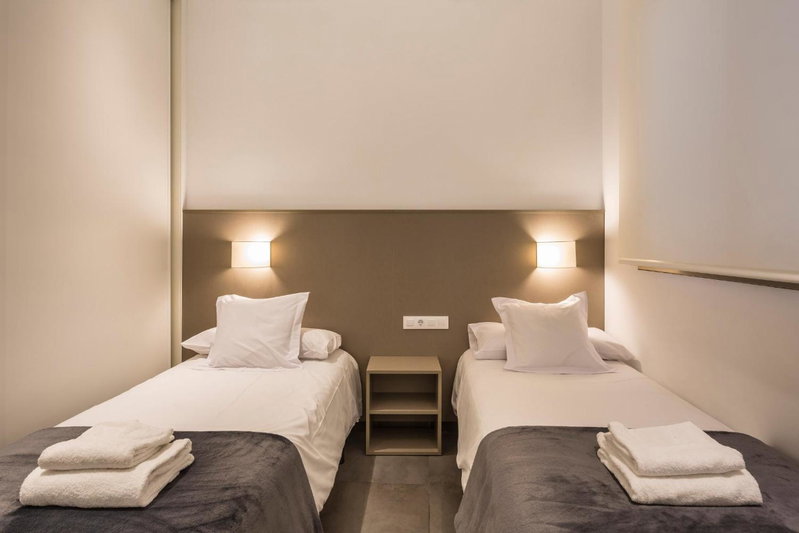 Mon Suites San Martin, Valencia, Spain