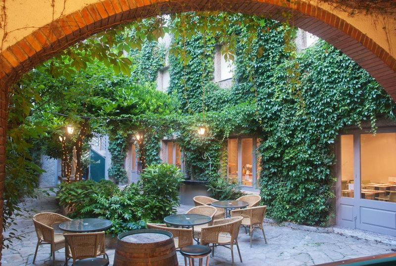 Hotel Jardí Apartaments, Mollerusa, Spain
