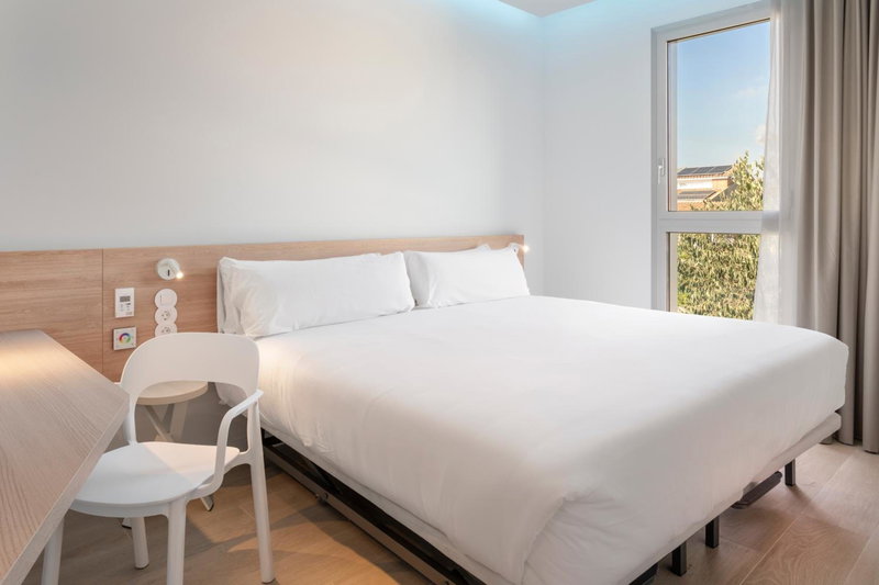 B&B HOTEL Lleida, Lleida, Spain