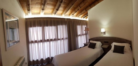 Casa Gabaldá Apartamentos, Valderrobres, Spain