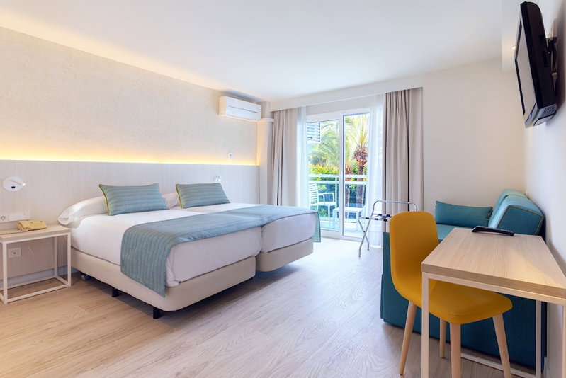 Hotel Palmasol Puerto Marina, Benalmádena, Spain