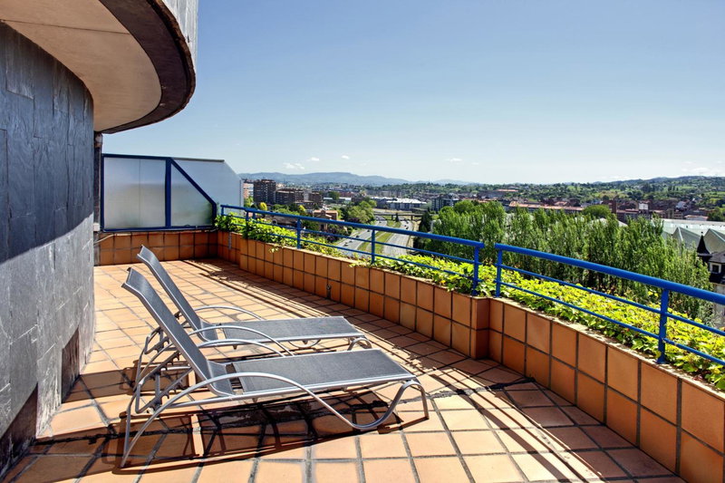 Aparthotel Campus, Oviedo, Spain