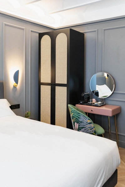 Reina 107 Beach Boutique, Valencia, Spain