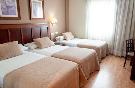 Hotel Santiago de León, Villaquilambre, Spain