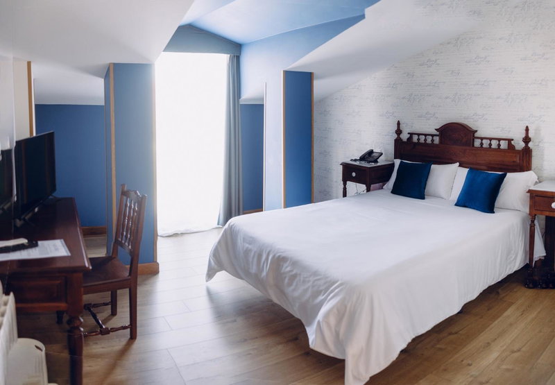 Hotel Cueli, Viveda, Spain