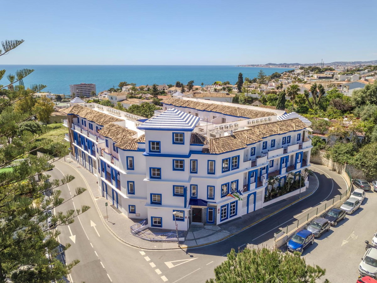 Vive Costa Azul, Spain