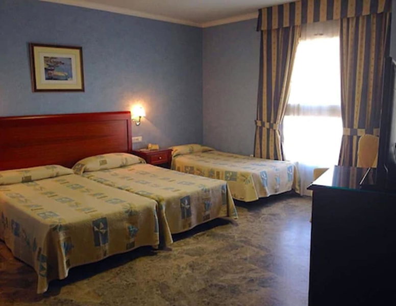 Hotel Bartos, Almussafes, Spain