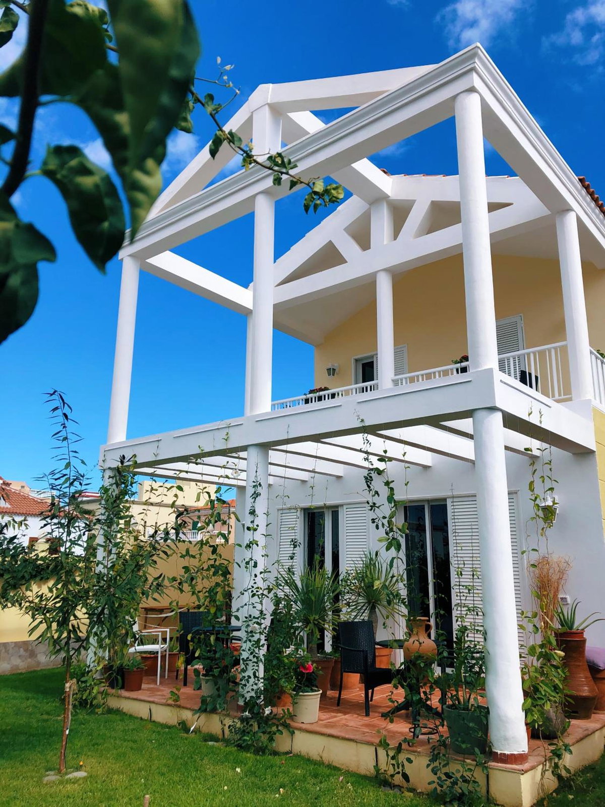 Villa 8 Islas, Spain