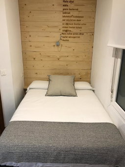 Pensión Urkia, San Sebastián, Spain