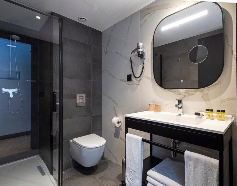 Sercotel Plana Suites, Vall de Uixó, Spain