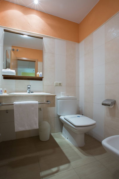 Apartamentos Leo Punta Umbría, Punta Umbría, Spain