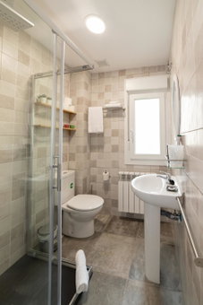 Hostal Puente de Hierro, Logroño, Spain