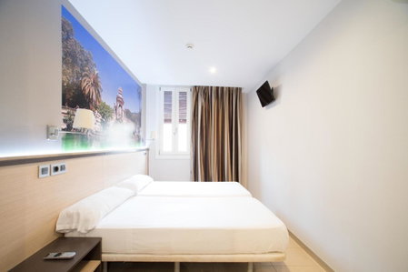Hostal Las Flores Ramblas, Barcelona, Spain