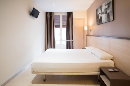 Hostal Las Flores Ramblas, Barcelona, Spain