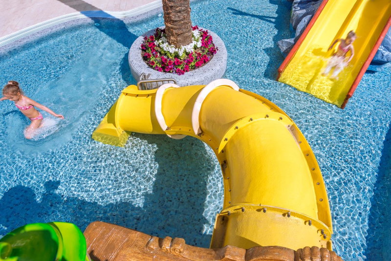 Hotel Oasis Park Splash, Calella, Spain