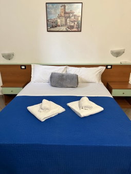 Hotel Mercurio, Milan, Italy