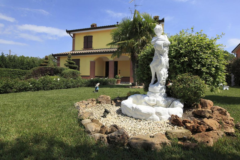 Borgo Dei Sensi, Casumaro, Italy