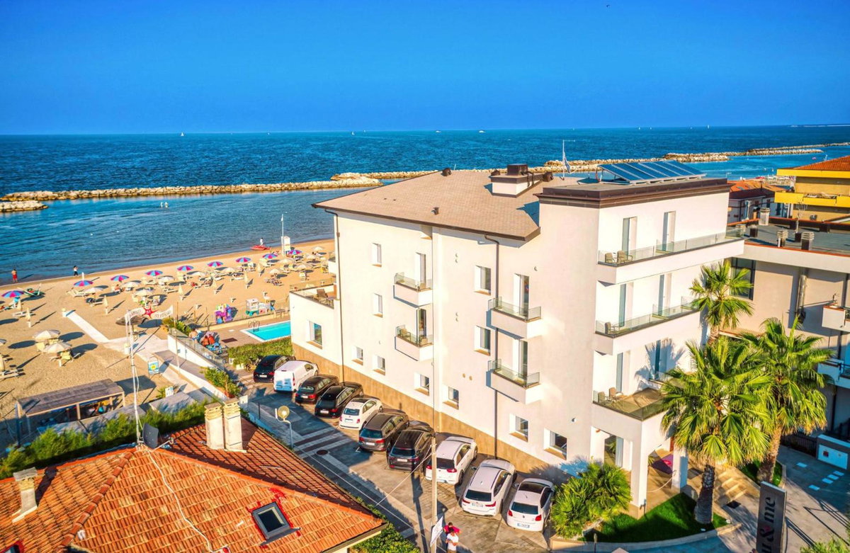 Hotel · You & Me Beach Hotel - Adults Friendly, Rimini