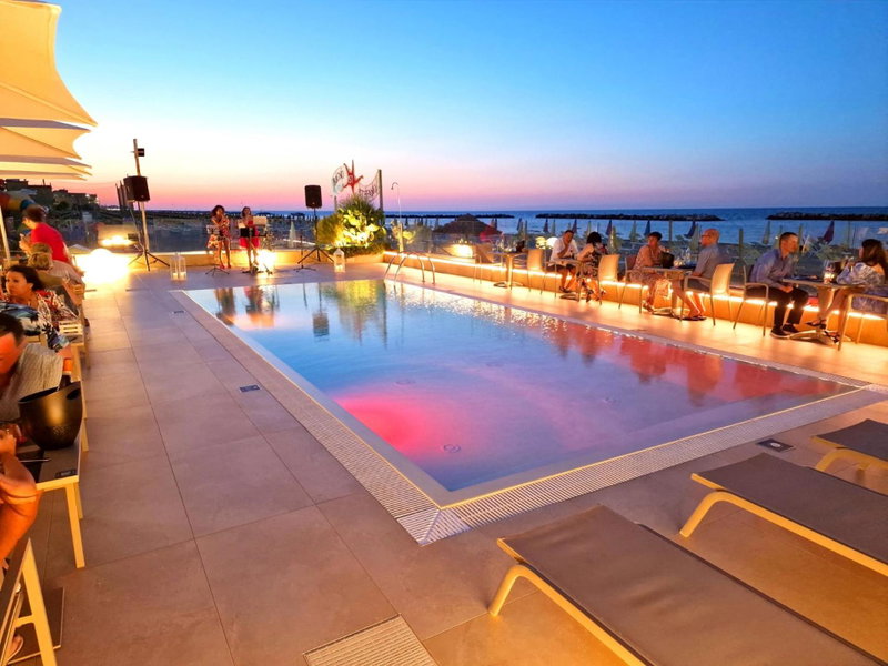 You & Me Beach Hotel - Adults Friendly, Rimini, Italy