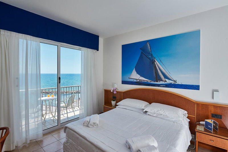 Hotel Croce Di Malta, Imperia, Italy