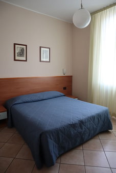 Hotel Salerno, Milan, Italy