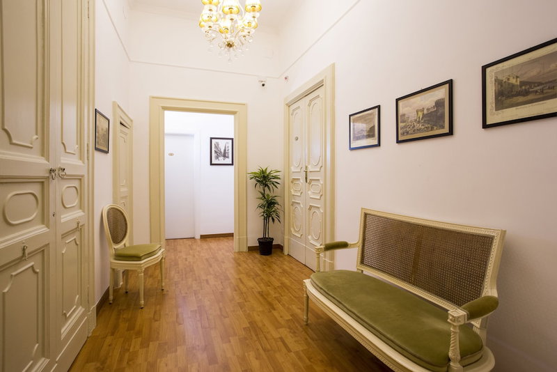 Napoli Class Luxury Rooms & Suites, Naples, Italy