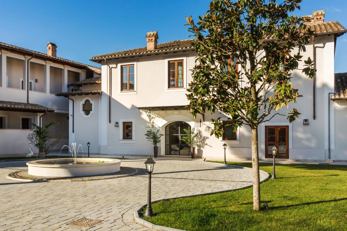 Favilla Hotel di Charme, Italy