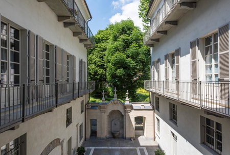 Palazzo Del Carretto-Art Apartments and Guesthouse, Turin, Italy