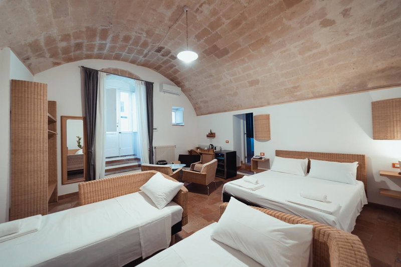 Gradelle San Nicola, Matera, Italy