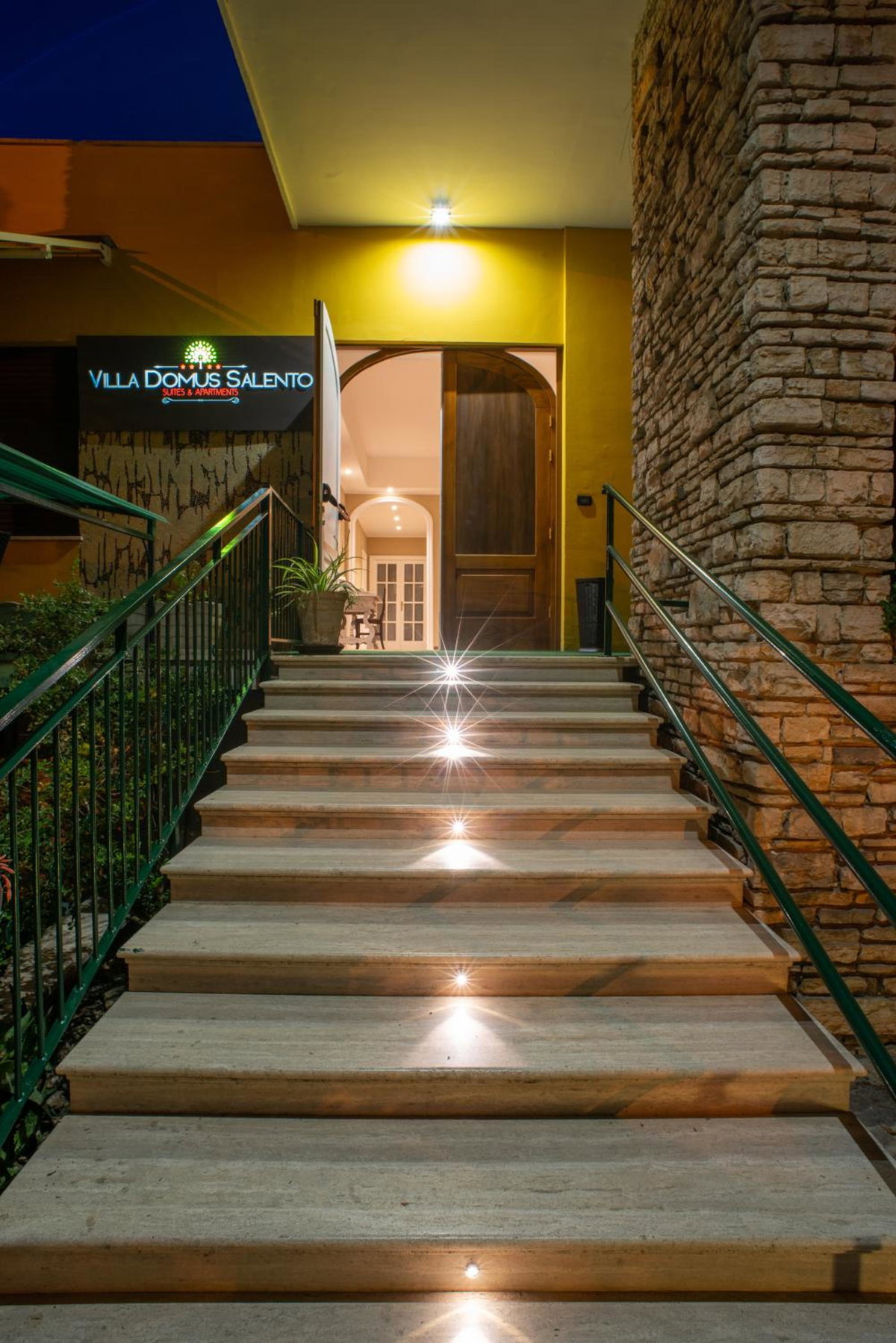 Villa Domus Salento Suites & Rooms con parcheggio privato in loco, Italy