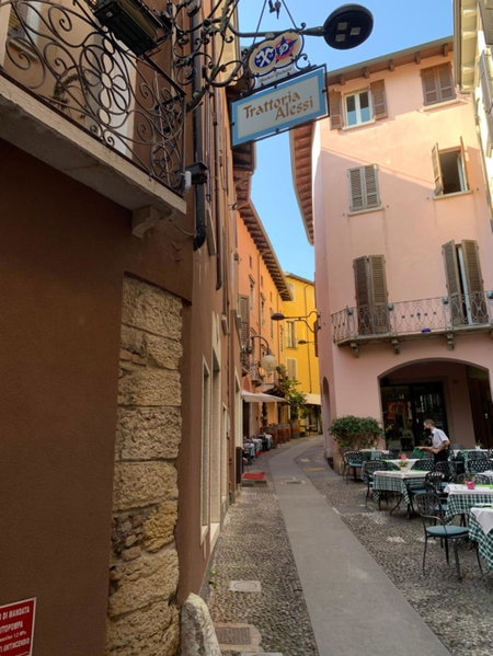 Alessi Appartamenti, Desenzano del Garda, Italy