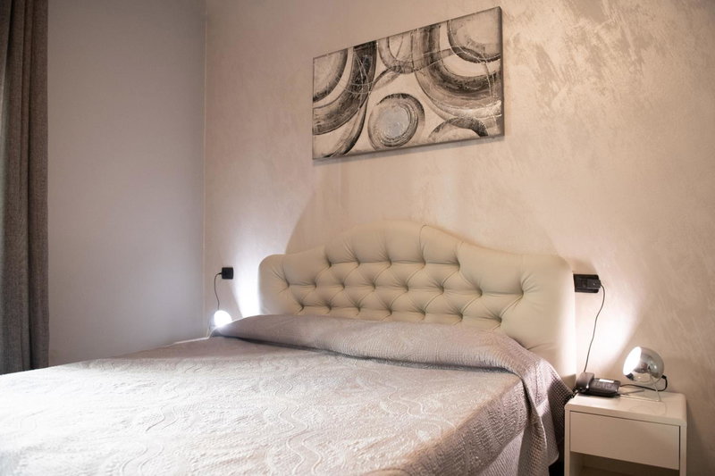 Alessi Appartamenti, Desenzano del Garda, Italy