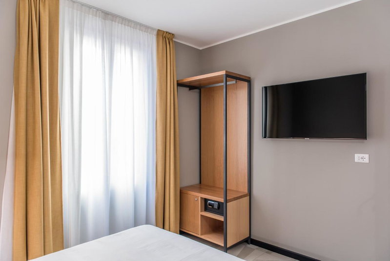 Aparthotel Casa Mia, Milan, Italy