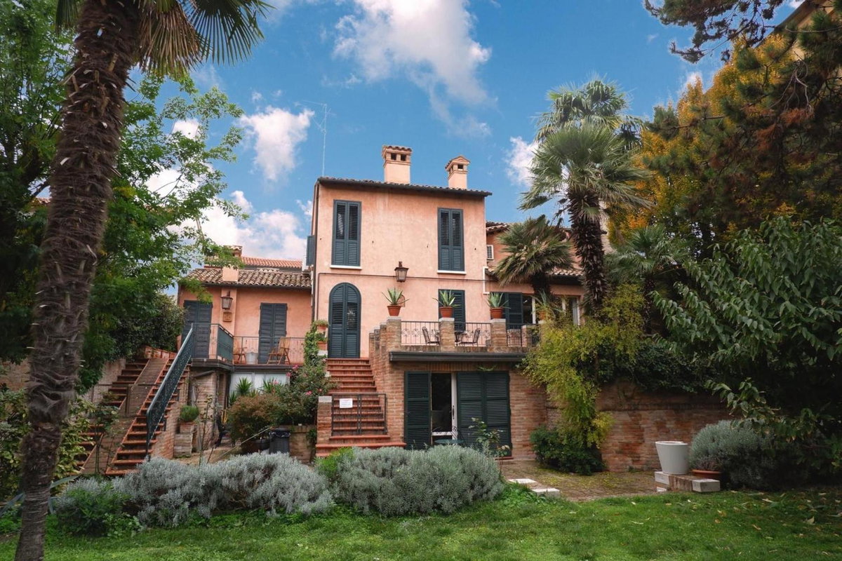 Ai Giardini di San Vitale, Italia
