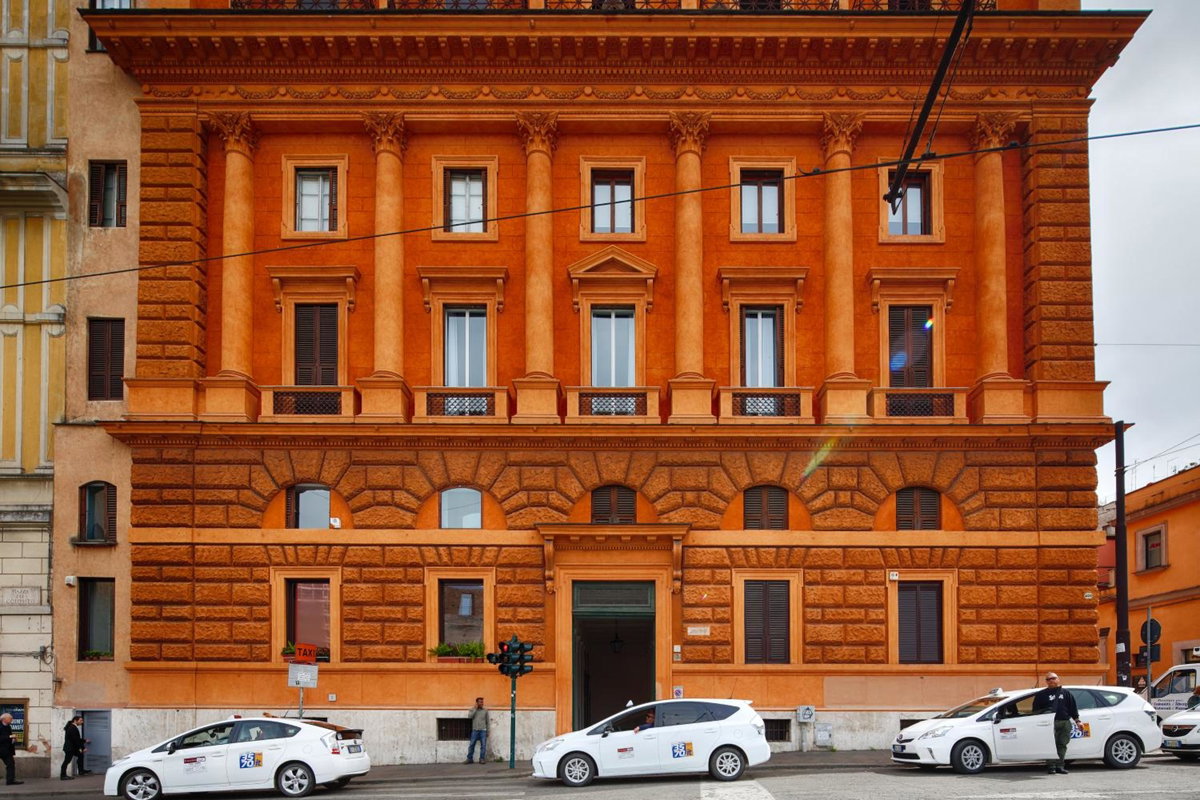 Hotel · HT Residence Maximus, Rome