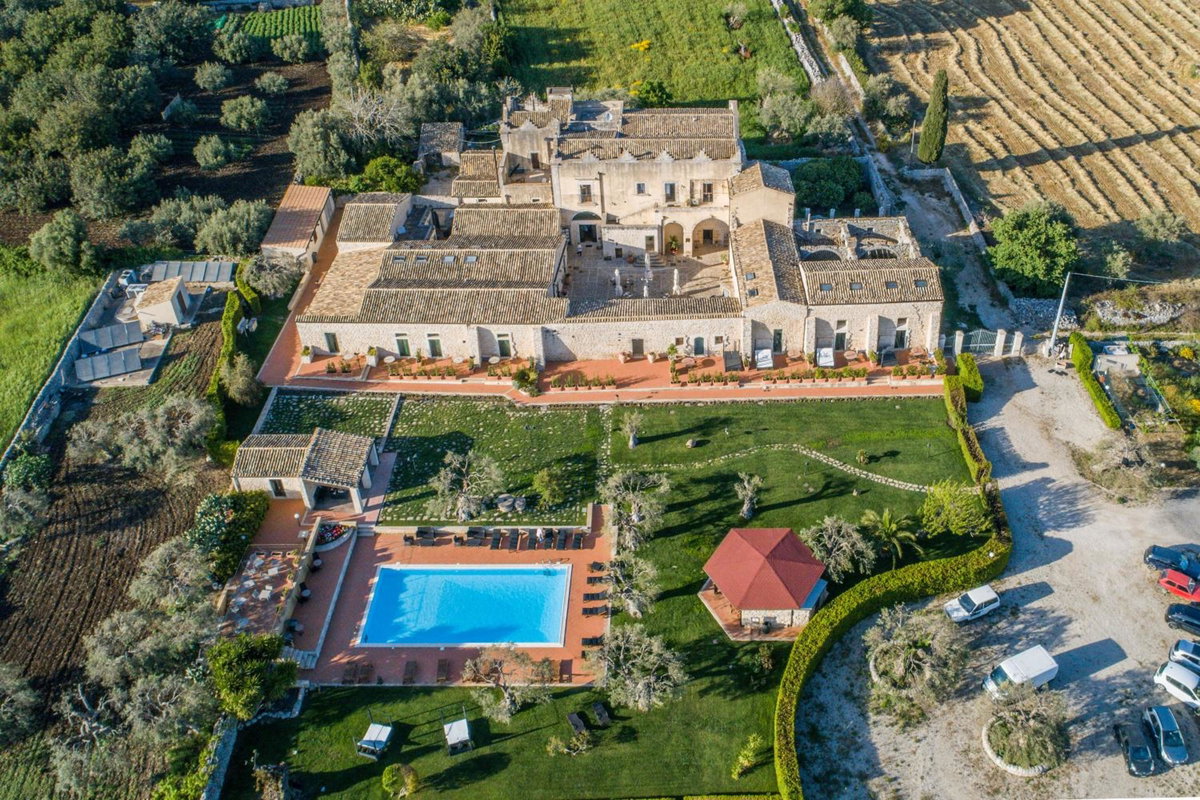 Hotel · Torre Don Virgilio Country Hotel, Cannizzara