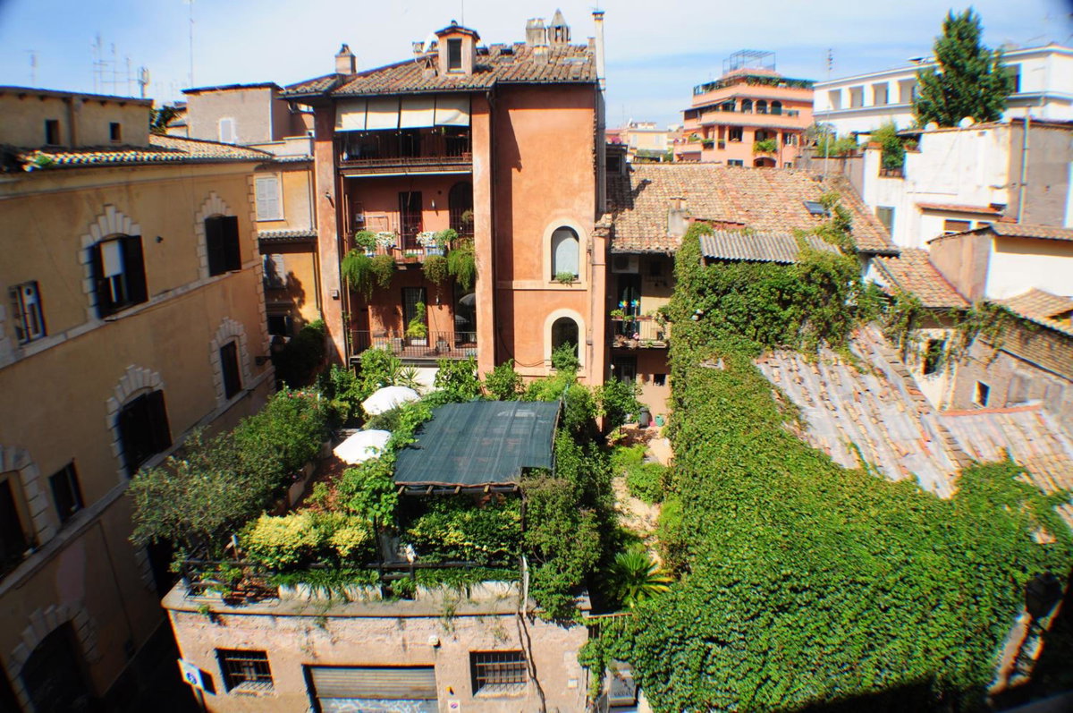 Little Rhome Suites, Italy