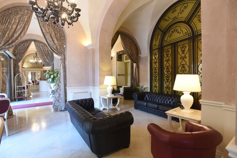 SANTA CHIARA SUITE HOTEL & SPA - Lecce, Lecce, Italy