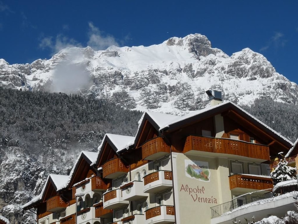 Alpotel Dolomiten, Italy