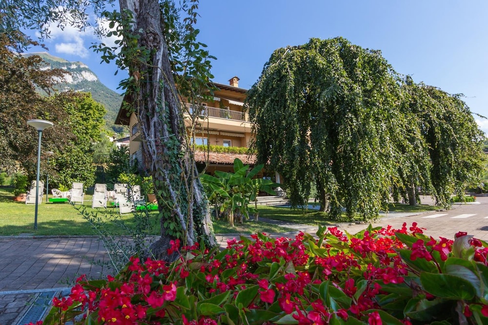 Hotel · Hotel Villa Edy, Tremezzina
