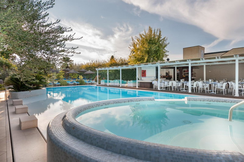 Olivi Hotel & Natural Spa, Sirmione, Italy