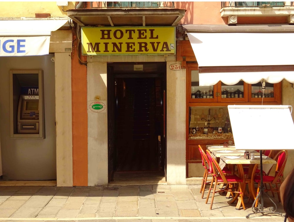 Hotel Minerva E Nettuno, Italy
