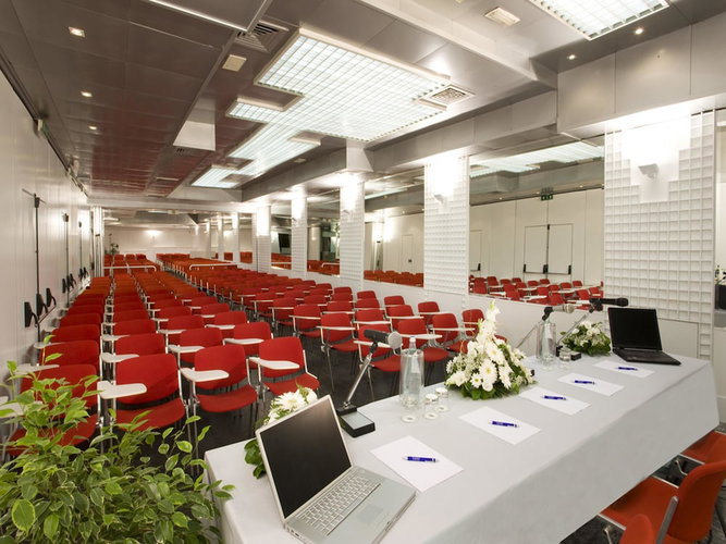 Hotel Savoy, Pesaro, Italy