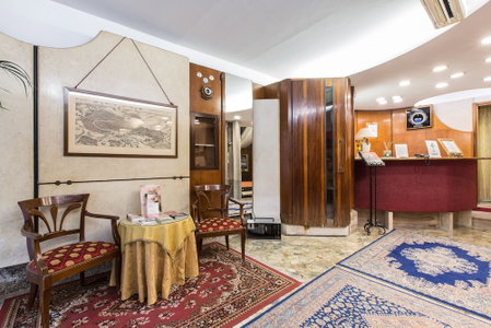 Hotel Ambassador Tre Rose, Venice, Italy