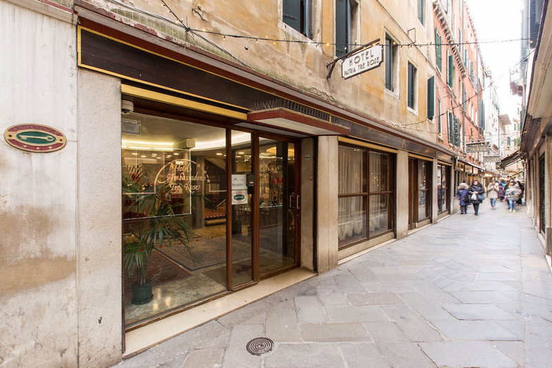 Hotel Ambassador Tre Rose, Venice, Italy