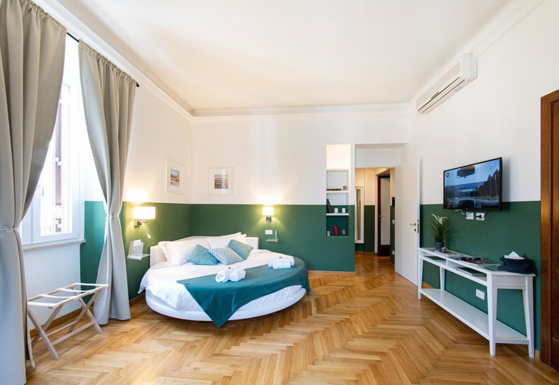 Lombardia40 Luxury Suites, Rome, Italy