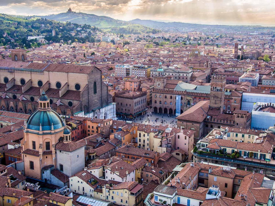 Four Rooms, Bologna, Italy
