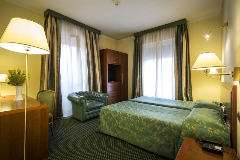 Nuovo Hotel Del Porto, Bologna, Italy